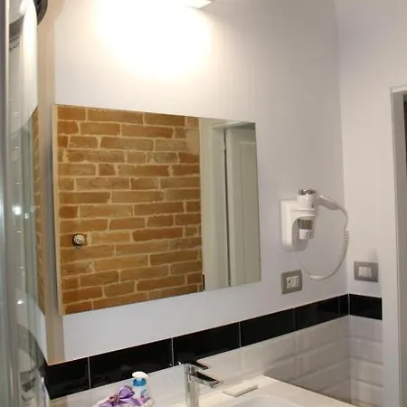 Porta Santa Lucia - Couette-café Fermo